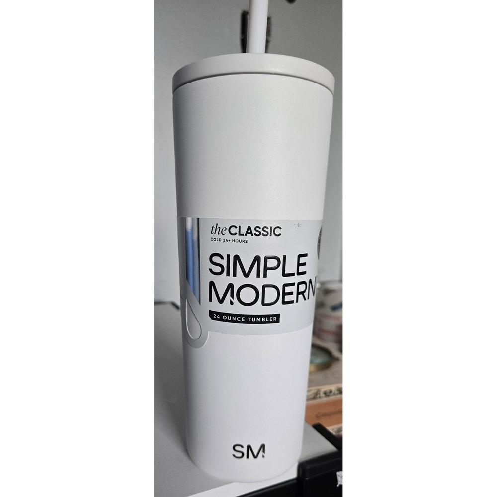 Simple Modern Classic 24oz Insulated Tumbler / Straw Matte White Stainless Steel